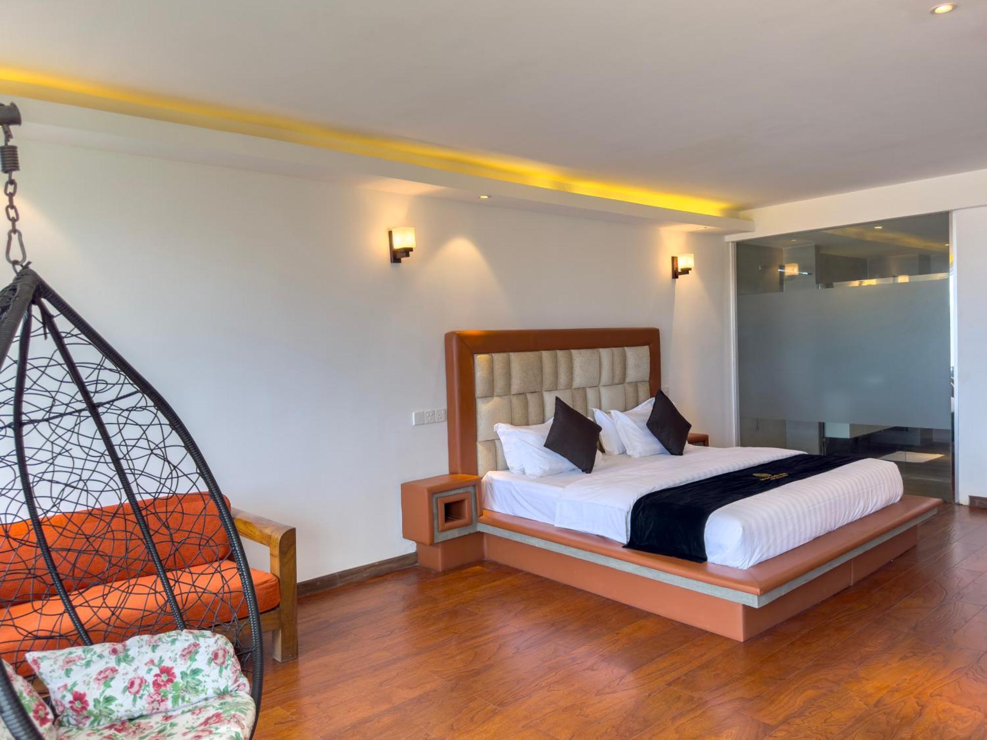 Mazarine Surf Suites Hiriketiya Dikwella Exteriör bild