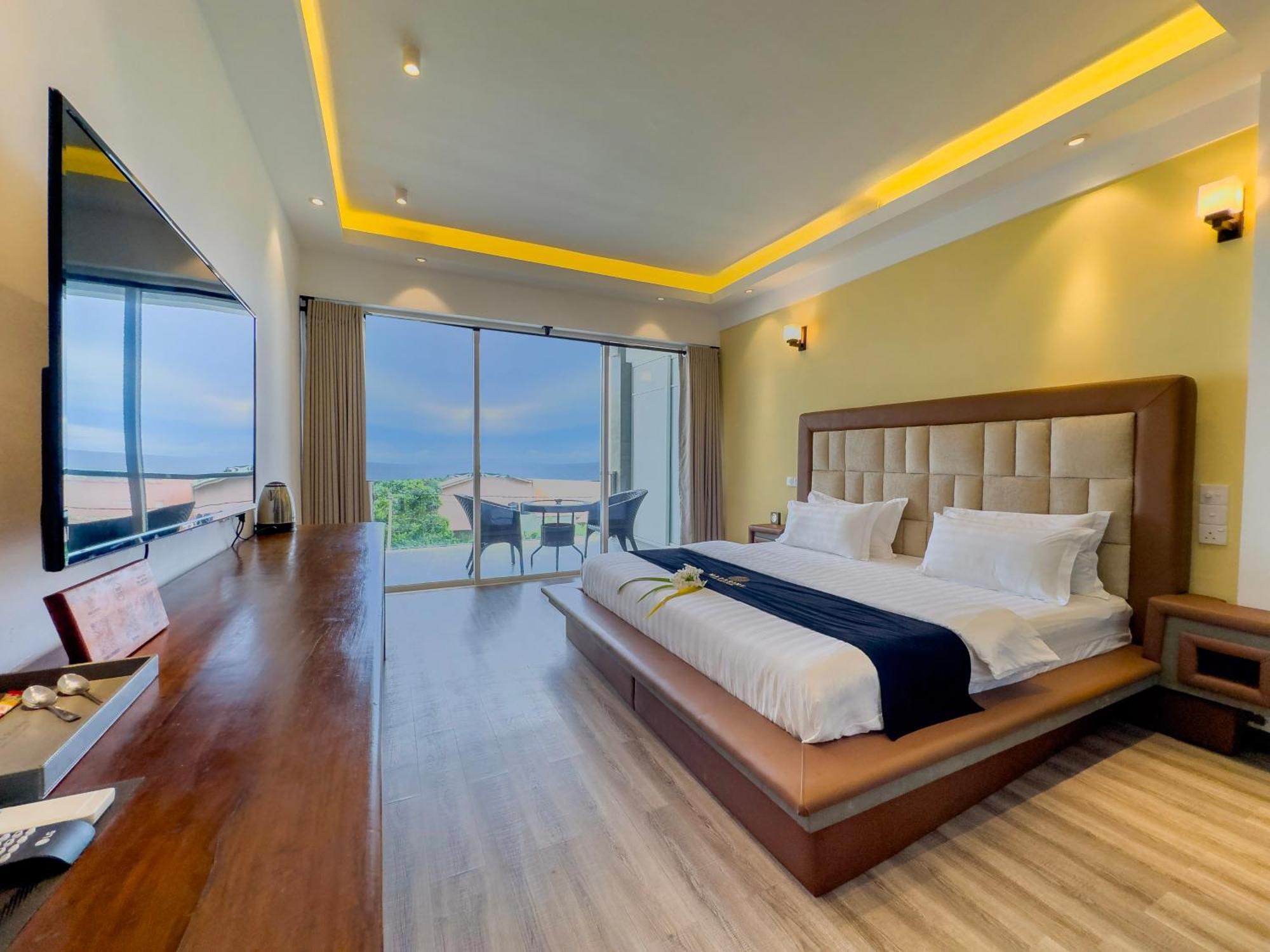 Mazarine Surf Suites Hiriketiya Dikwella Exteriör bild
