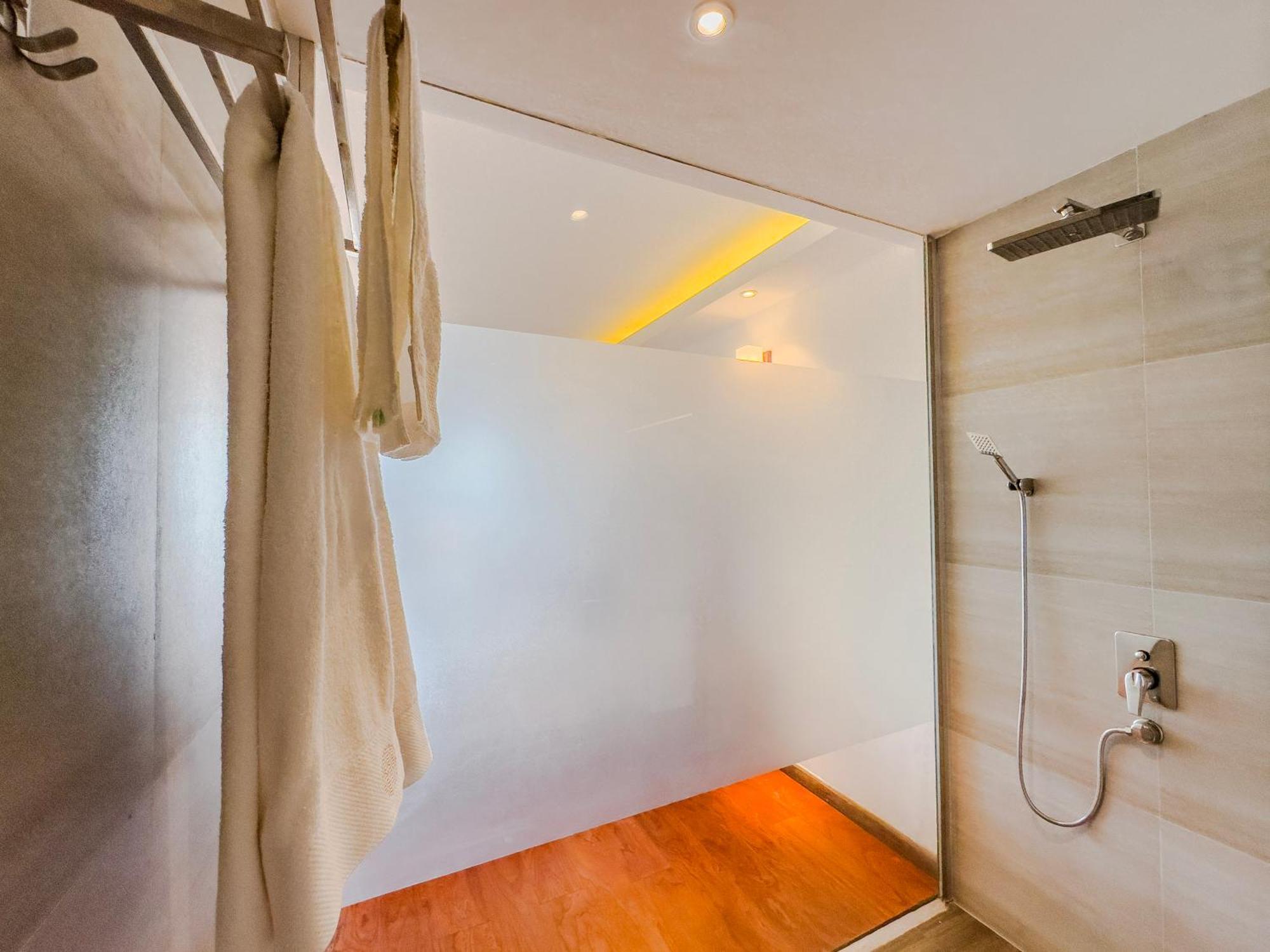 Mazarine Surf Suites Hiriketiya Dikwella Exteriör bild