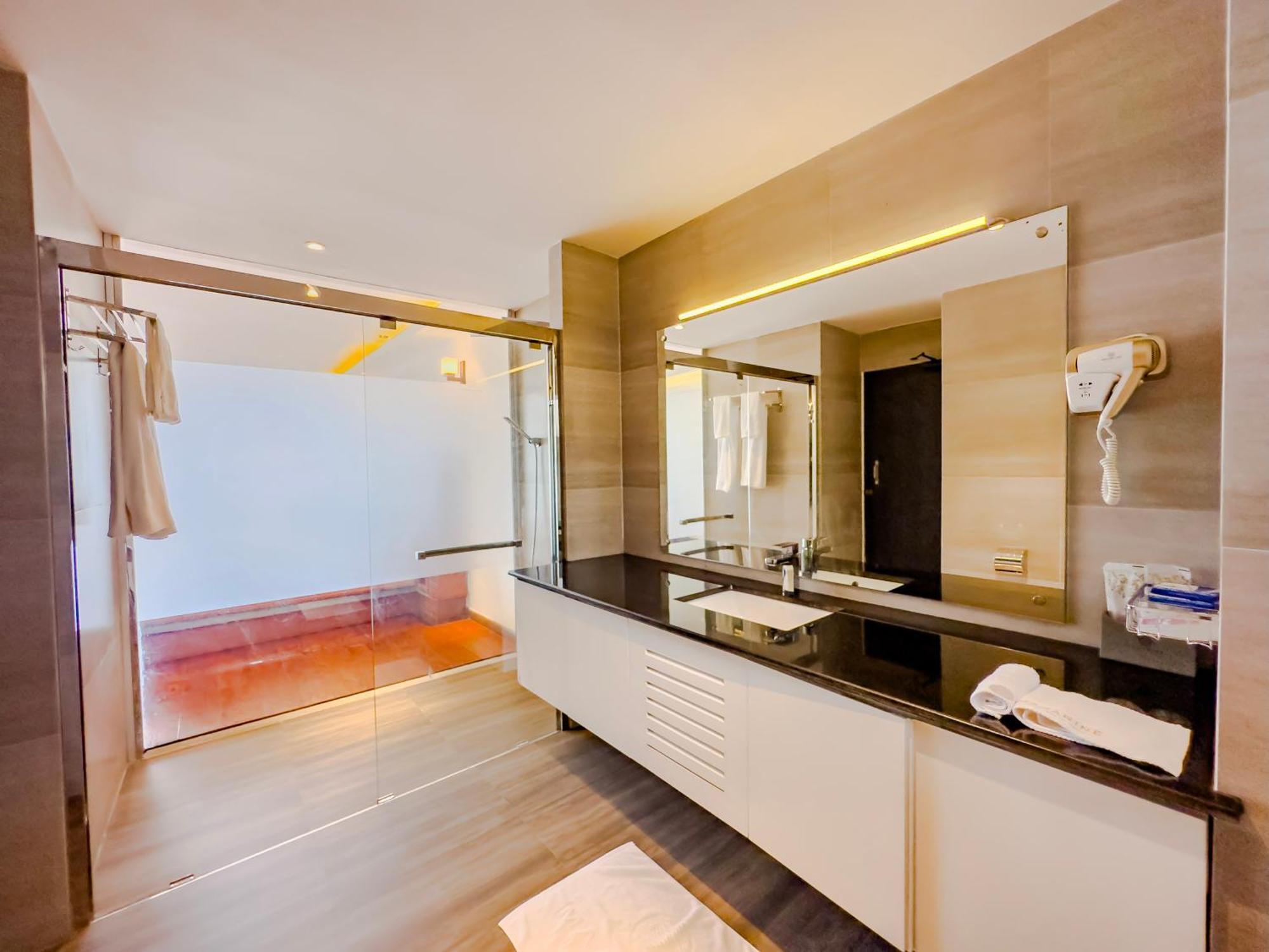 Mazarine Surf Suites Hiriketiya Dikwella Exteriör bild